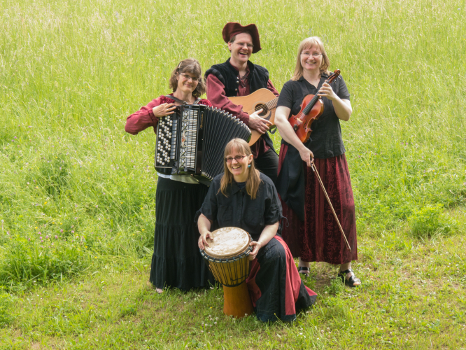 Foto 15.Musiknarren Herrnsheimer Schlosspark 15.jpg